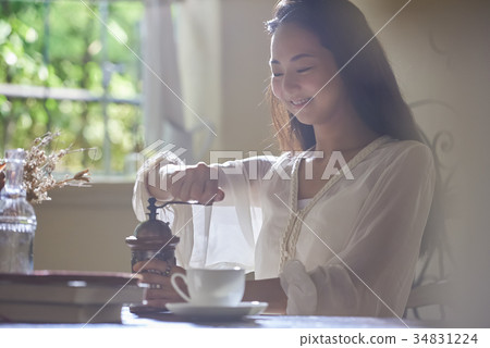 Woman lifestyle relax Woman lifestyle relax 34831224