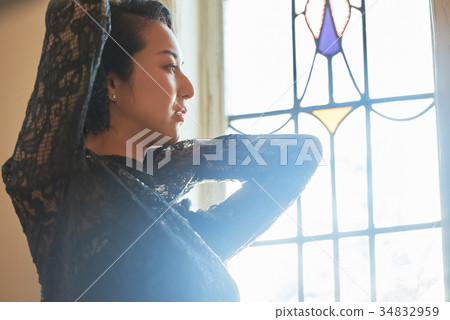 Woman lifestyle preparation 34832959