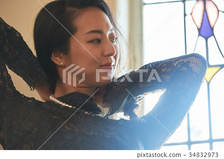 Woman lifestyle preparation 34832973