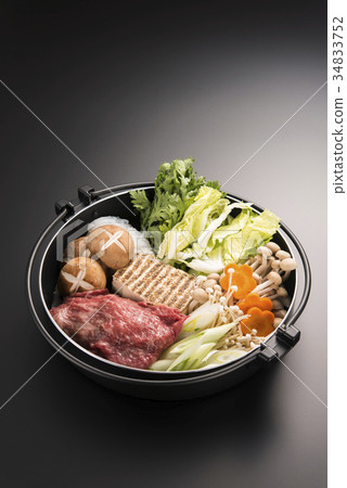 Sukiyaki Before cooking 34833752