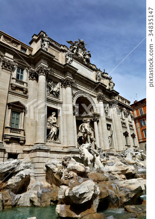 Trevi Fountain in Rome, Italy 34835147
