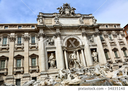 Trevi Fountain in Rome, Italy 34835148