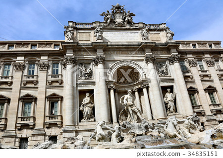 Trevi Fountain in Rome, Italy 34835151