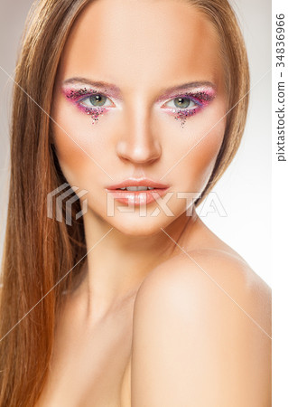 Gentle makeup Gentle makeup 34836966