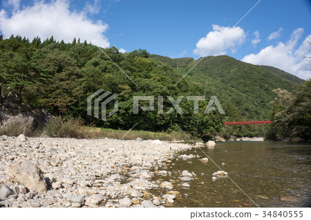 秋田縣Timmering峽谷紅色吊橋藍天 秋田縣Timmering峽谷紅色吊橋藍天 34840555