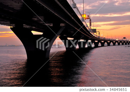高速公路在海上 34845651