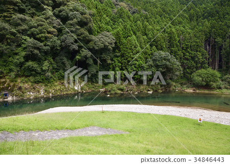高田川高田1號天然池(和歌山縣新宮市) 高田川高田1號天然池(和歌山縣新宮市) 34846443