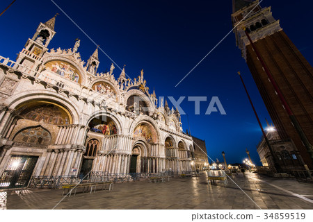Venice San Marco temple early morning 34859519