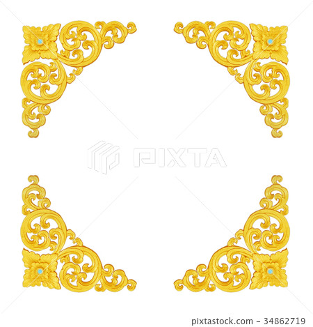 Pattern of gold Stucco frame carve on white Pattern of gold Stucco frame carve on white 34862719
