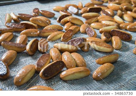 Production line of baking cookies on factory, food 34863730