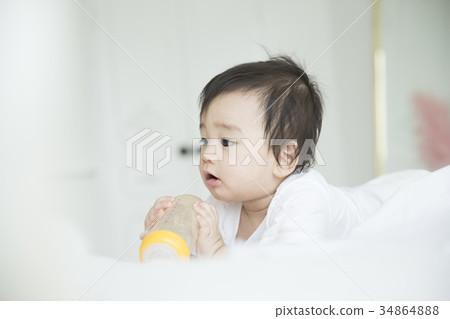 Baby 34864888