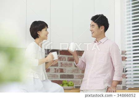 丈夫，妻子，夫婦，中年夫婦 34866052