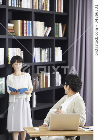 丈夫,妻子,夫婦,中年夫婦 丈夫,妻子,夫婦,中年夫婦 34866531