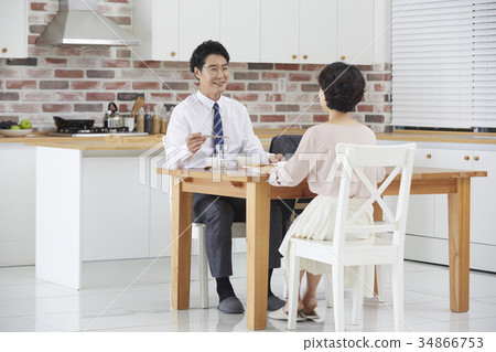丈夫,妻子,夫婦,中年夫婦 丈夫,妻子,夫婦,中年夫婦 34866753