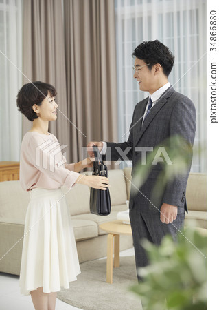 丈夫，妻子，夫婦，中年夫婦 34866880