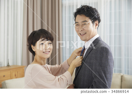 Husband, wife, couple, middle-aged couple Husband, wife, couple, middle-aged couple 34866914