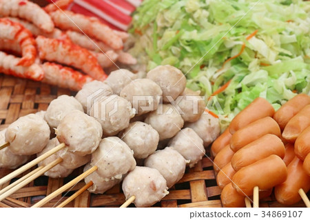 steamed meatballs at street food steamed meatballs at street food 34869107
