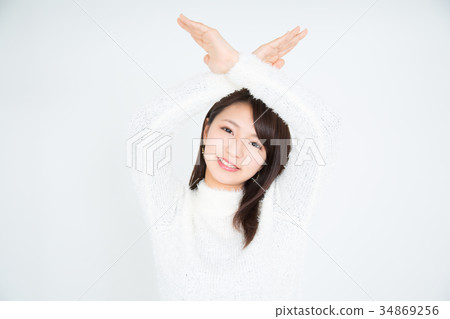 Female portrait 34869256