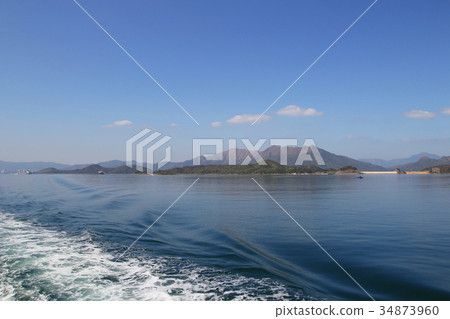 Day in Tolo Harbor Area at ship 34873960