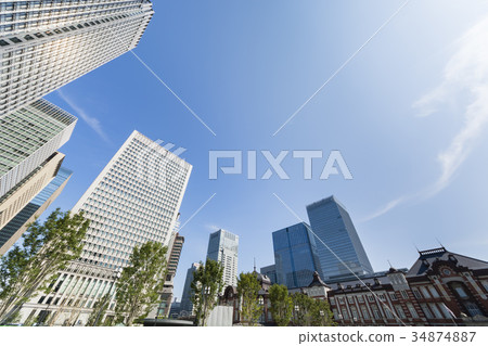 Tokyo Station Marunouchi Station Building and high-rise buildings 34874887