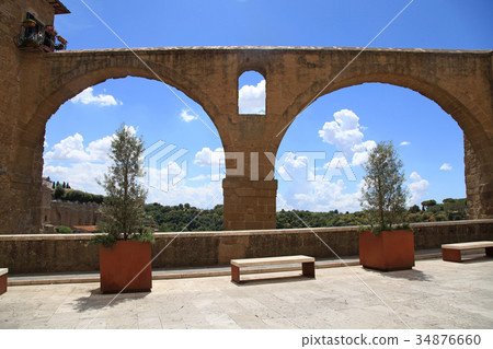 medieval town Pitigliano in Tuscany, Italy 34876660