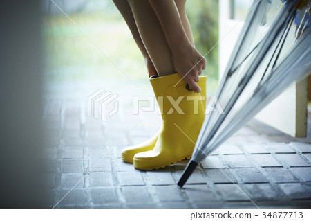 Rainy Day Rain Boots Women Enjoying Corde 34877713