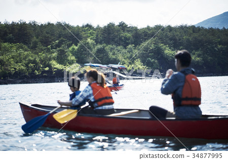 劃獨木舟的家庭 34877995