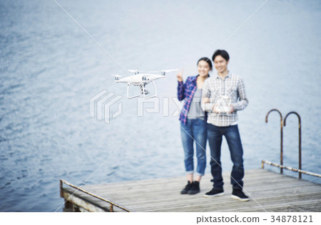 採取與寄生蟲的夫婦一selfie 34878121