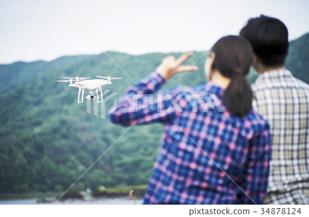 採取與寄生蟲的夫婦一selfie 採取與寄生蟲的夫婦一selfie 34878124