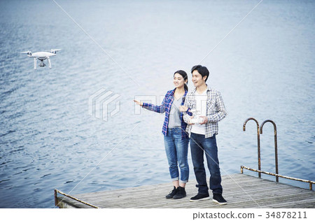 採取與寄生蟲的夫婦一selfie 34878211