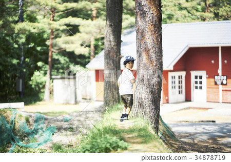 Children playing outside 34878719