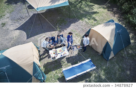 People who do barbecue 34878927