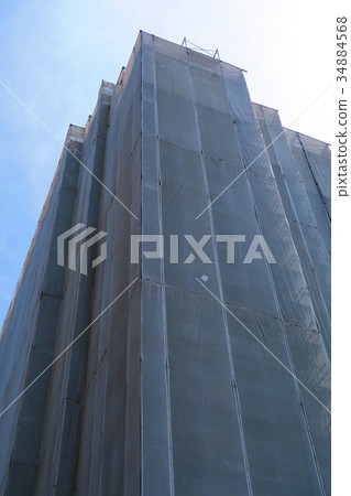 Landscape under construction of the exterior of the building 34884568