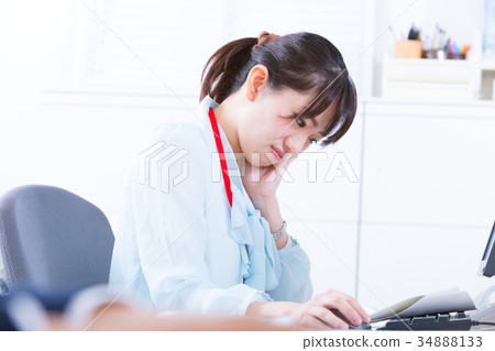 Female employee OL at hand Business man Salaryman PC Office image Business image Female employee OL at hand Business man Salaryman PC Office image Business image 34888133
