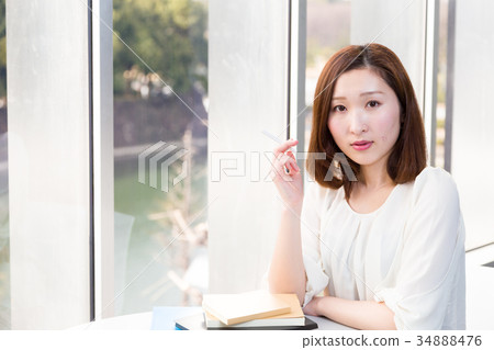 抽煙者 34888476