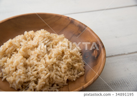 brown rice brown rice 34891195