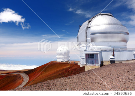Mauna Kea Observatories on top of Mauna Kea mountain peak, Hawaii, USA Mauna Kea Observatories on top of Mauna Kea mountain peak, Hawaii, USA 34893686