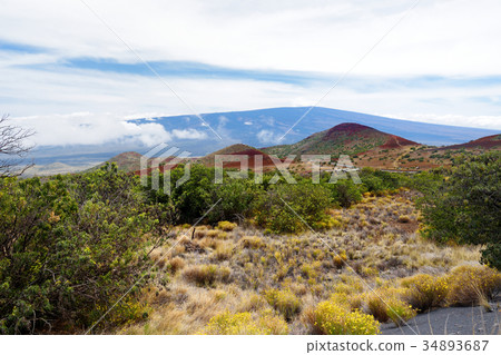 Breathtaking view of Mauna Loa volcano on the Big Island of Hawaii. Breathtaking view of Mauna Loa volcano on the Big Island of Hawaii. 34893687