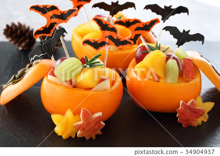 Halloween fruit plate 34904937