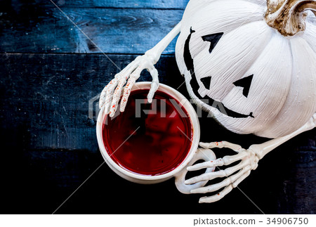 Halloween pumpkin, trick or treat in autumn season 34906750