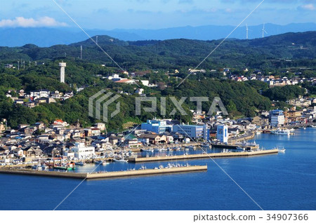 從Kabe島看到的Yobuko鎮 從Kabe島看到的Yobuko鎮 34907366