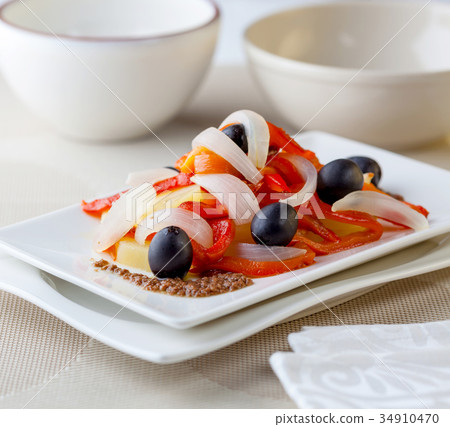 Potato pepper salad 34910470