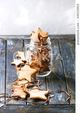 Christmas star shape sugar cookies 34910903
