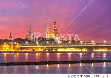 Old Town and River Daugava at night, Riga, Latvia Old Town and River Daugava at night, Riga, Latvia 34911291