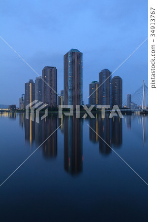 浮動的城市 浮動的城市 34913767