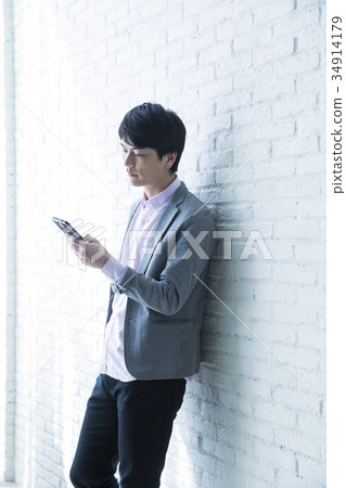 男性在他30歲 男性在他30歲 34914179