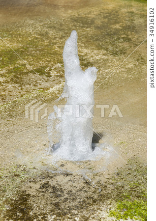 一個小噴泉 34916102