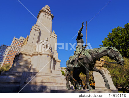 Plaza Espana in Madrid 34919158