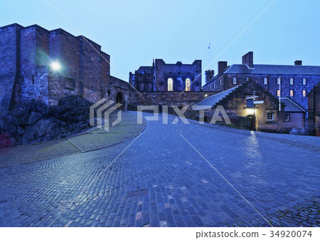 Edinburgh Castle 34920074