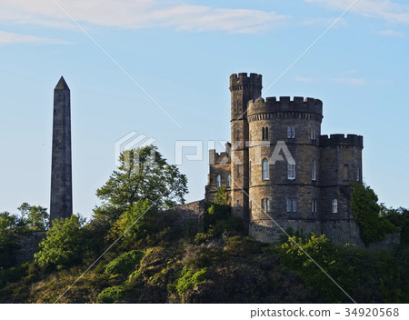 Calton Hill in Edinburgh 34920568